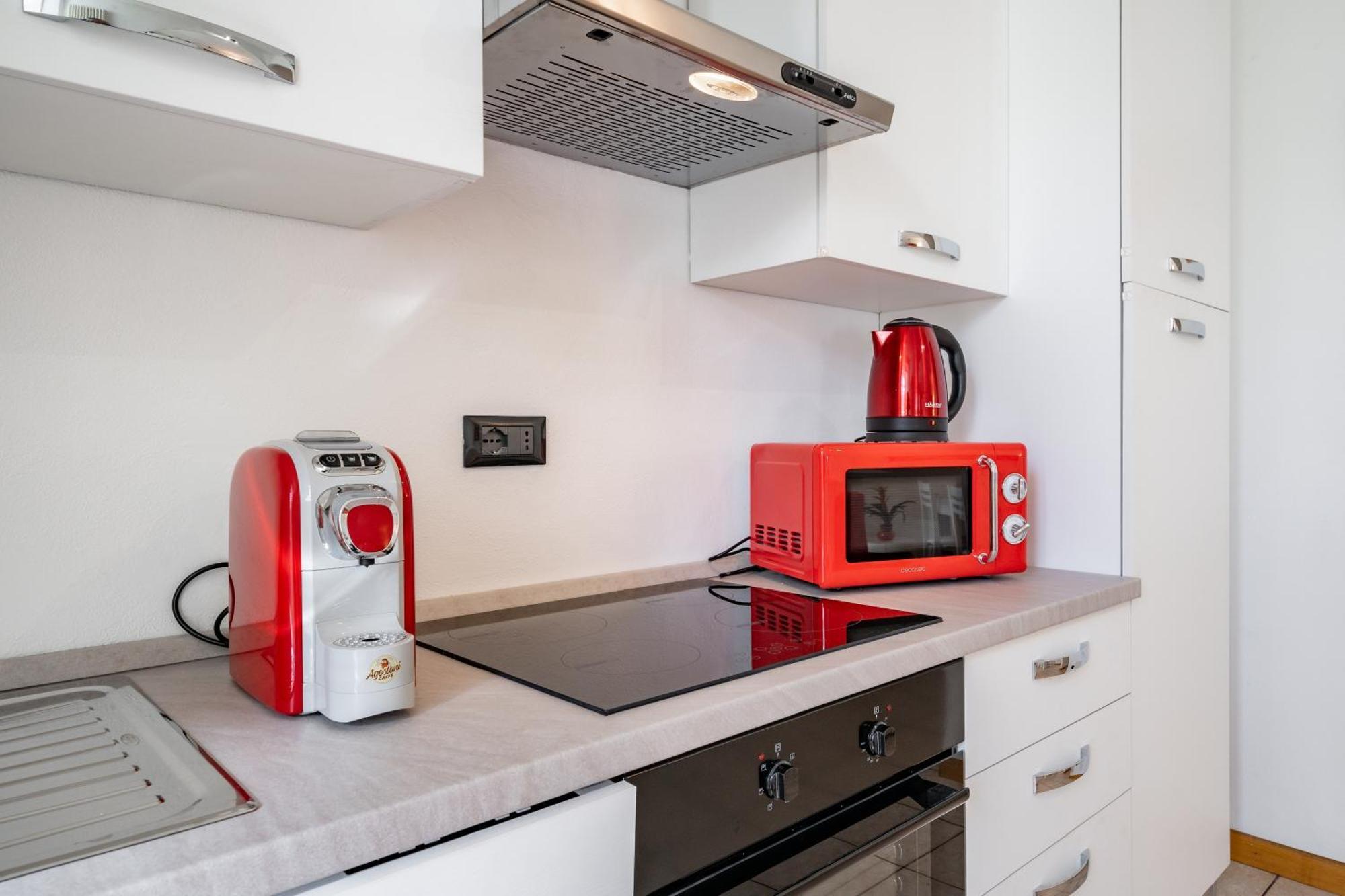 Dolce Teresa Apartment Манделло-дель-Ларио Экстерьер фото