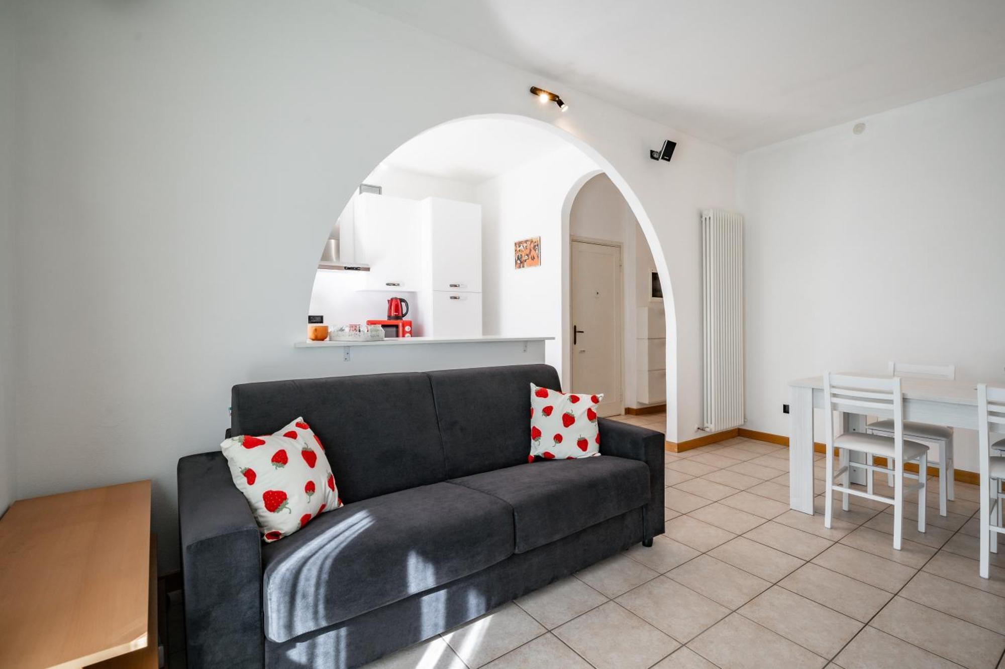 Dolce Teresa Apartment Манделло-дель-Ларио Экстерьер фото