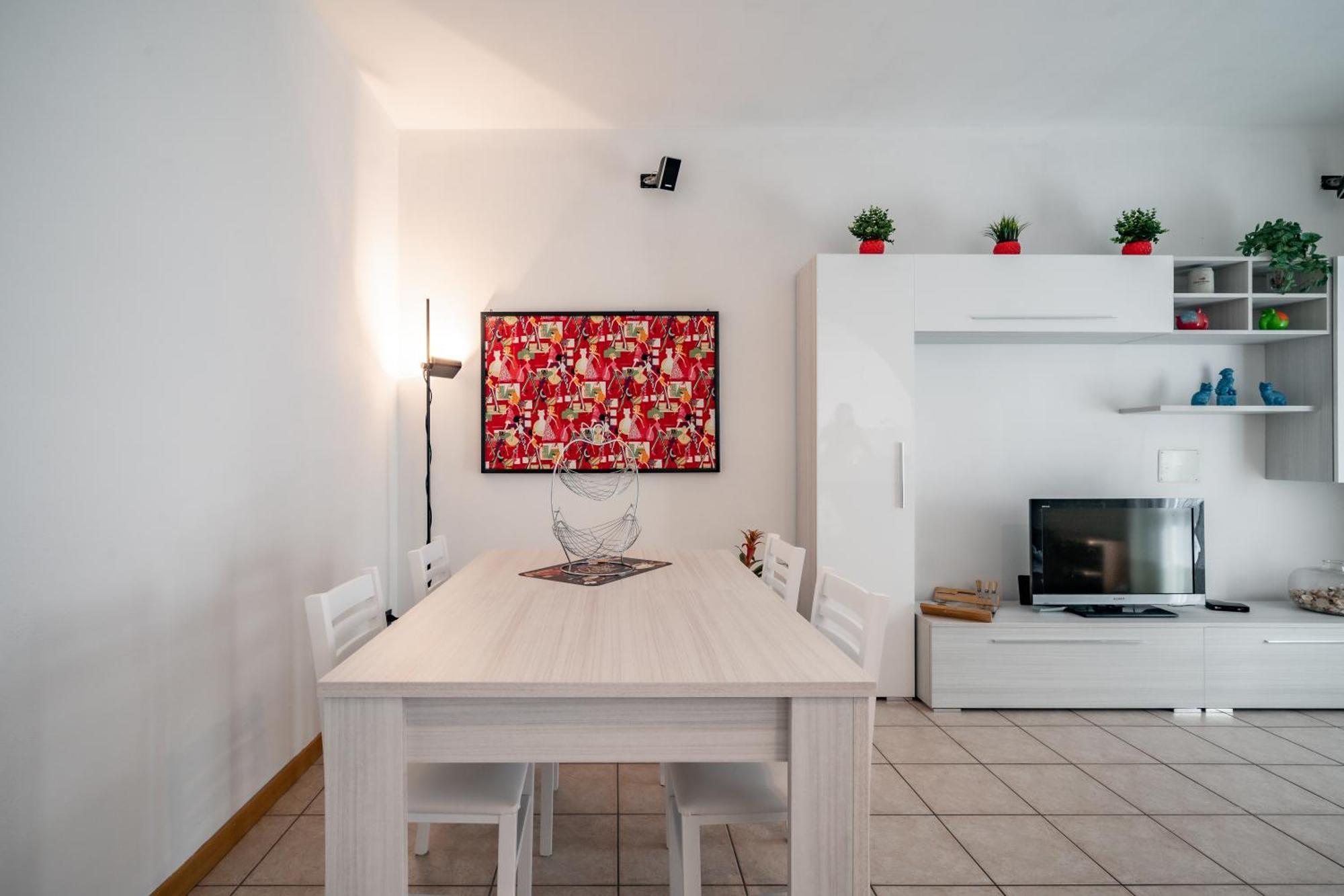 Dolce Teresa Apartment Манделло-дель-Ларио Экстерьер фото