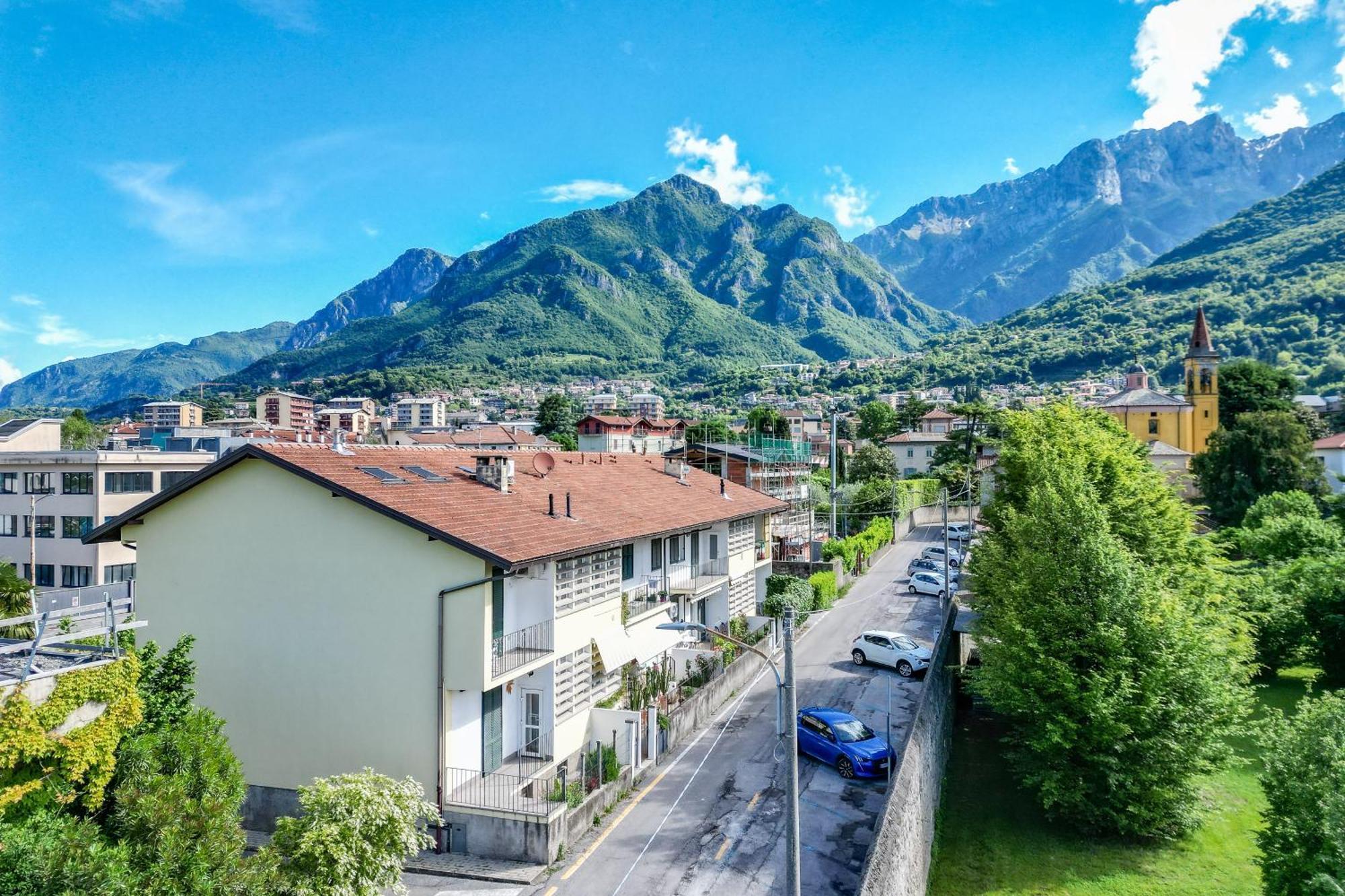 Dolce Teresa Apartment Манделло-дель-Ларио Экстерьер фото