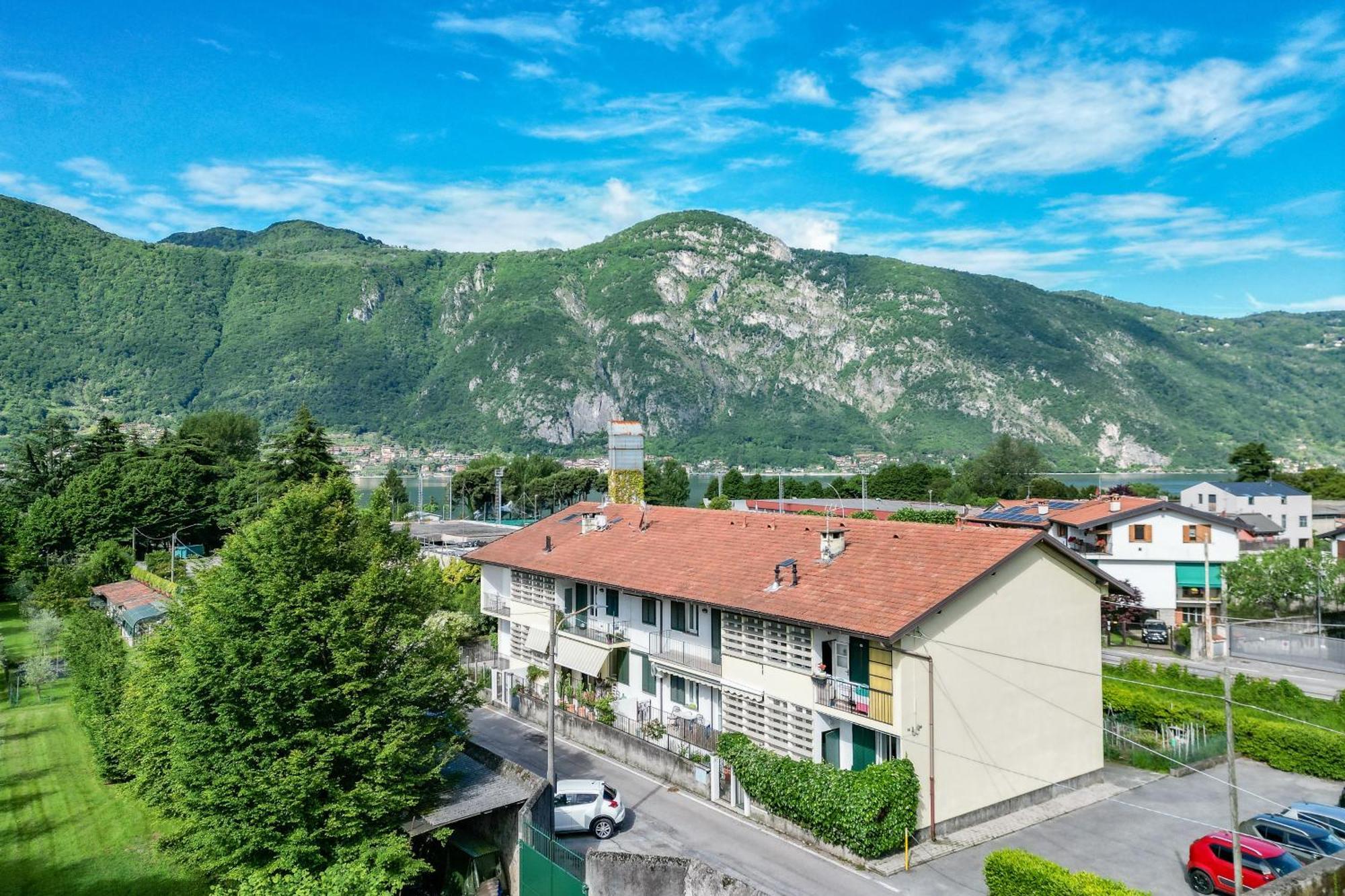 Dolce Teresa Apartment Манделло-дель-Ларио Экстерьер фото